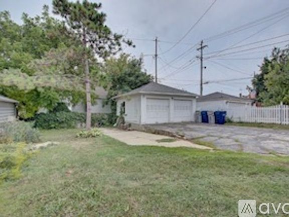 5th image of 530 N 52nd St #530