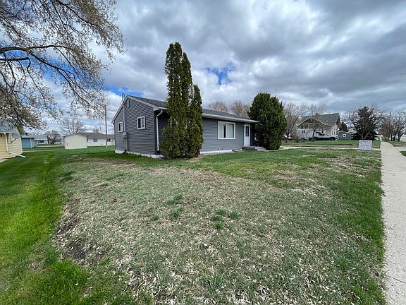 613 C Ave, Pollock, SD 57648 | MLS #23-146 | Zillow