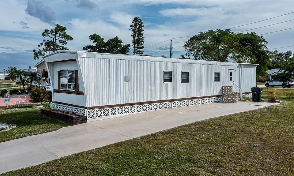 1st image of 5082 PALENA BOULEVARD