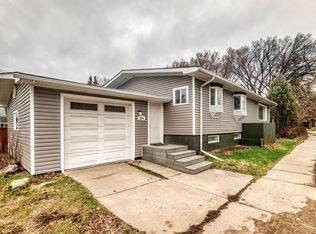 5204 112th Ave NW, Edmonton, AB T5W0N5
