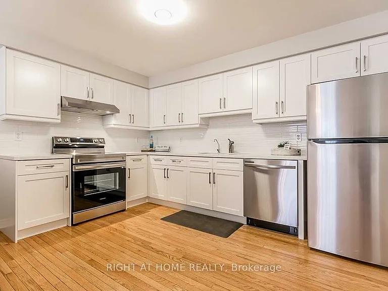 6 Peter St — Photo 14