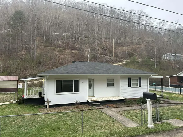 803 Highway 1148, Isom, KY 41824