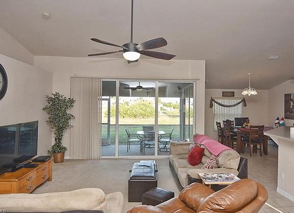 4th image of 400 NW 26th Ave