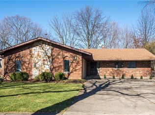 6500 Ely Vista Dr, Parma, OH