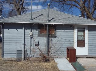 915 W 12th St, Grand Island, NE 68801