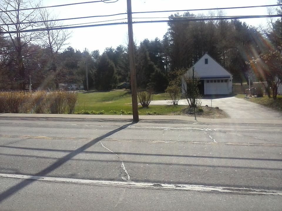 Driveway withTurn Around