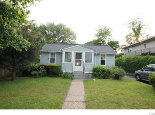 61 Indian Ave, Bridgeport, CT 06606
