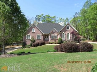 5192 Stately Oaks Dr, Flowery Branch, GA 30542