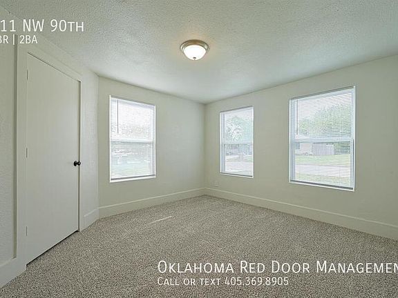 5th image of 411 NW 90th St