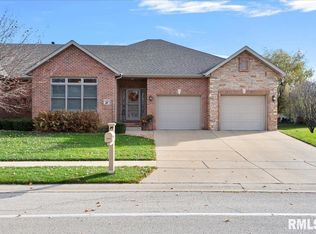 1800 Interlacken Rd #L103, Springfield, IL 62704