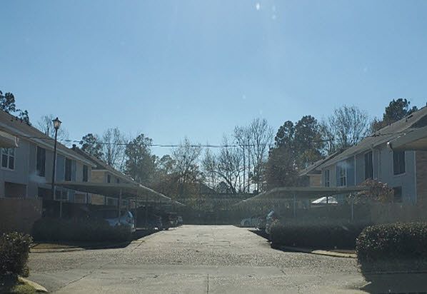 2nd image of 1747-D Boulevard De Province