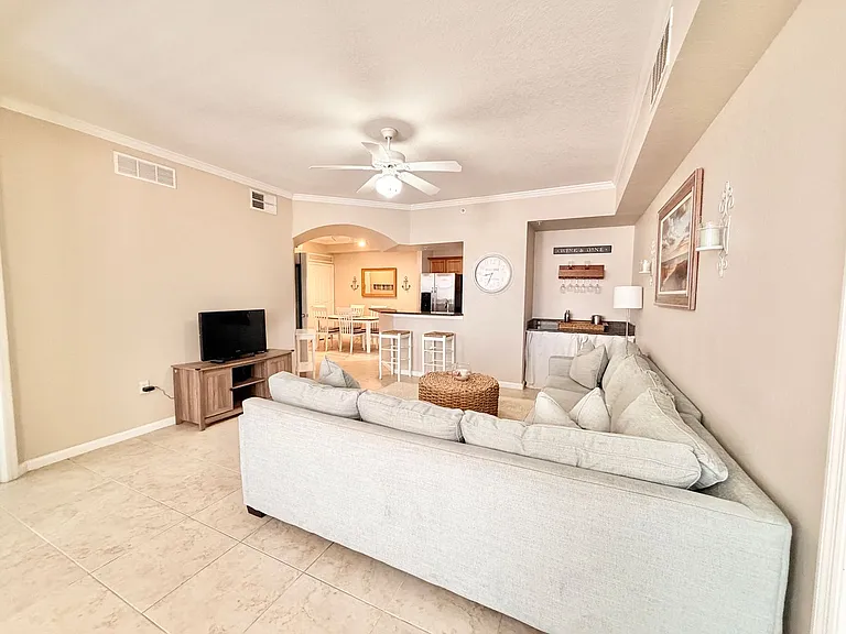 12960 Positano Cir #303 — Photo 9
