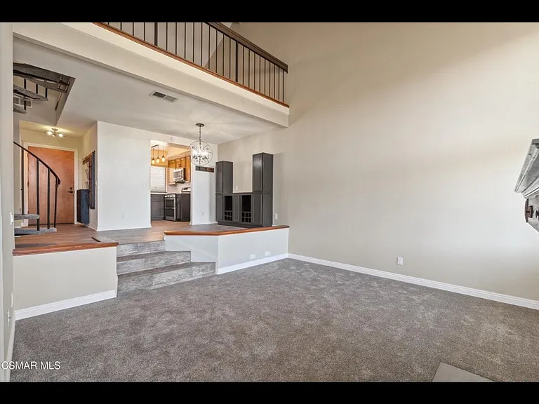 3306 Darby St #402 — Photo 3