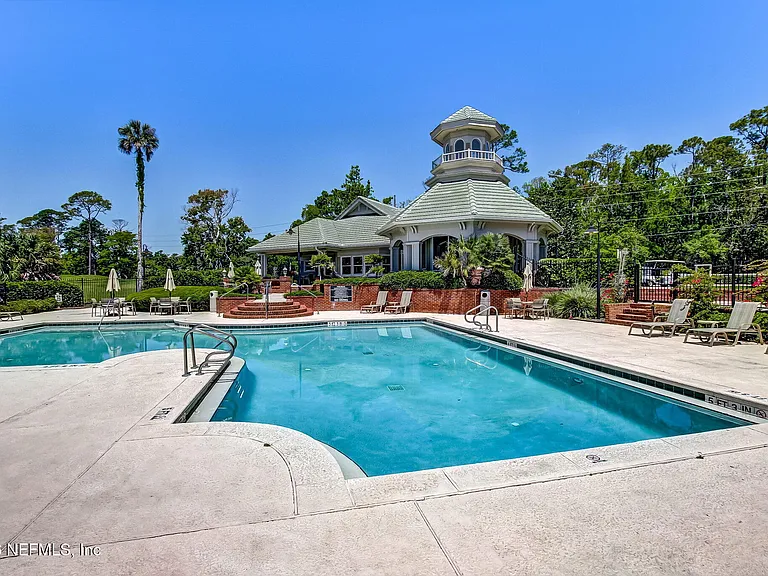 800 Ironwood Dr #834 — Photo 41