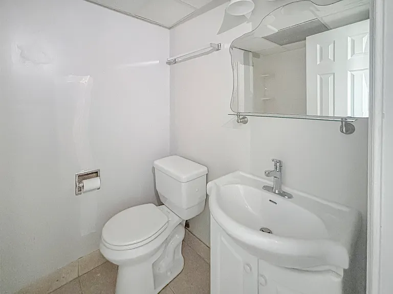5156 W 63rd Pl — Photo 23