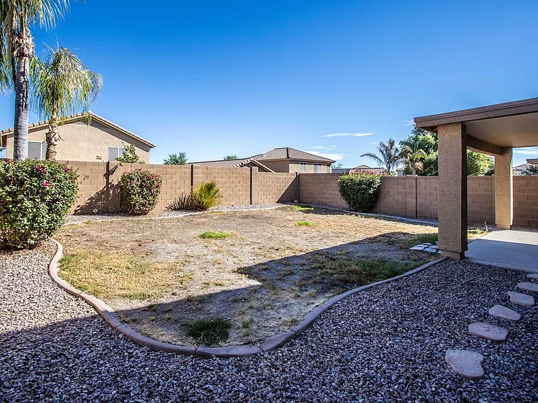 1478 E Stirrup Ln — Photo 30