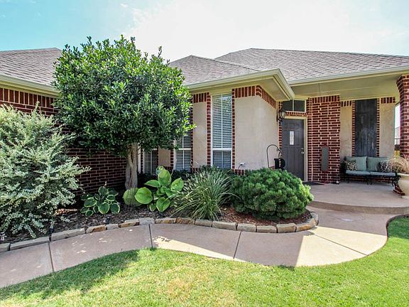 3rd image of 16605 Ventana Blvd