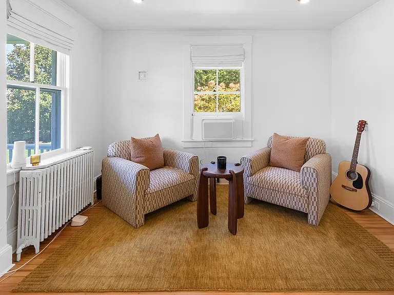43 Sawasett Ave — Photo 21