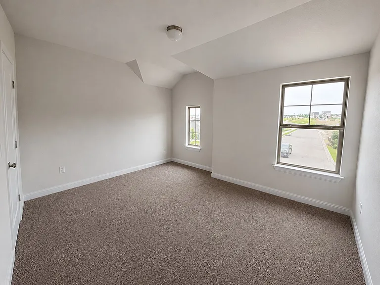 9813 Evening Canopy Dr — Photo 26