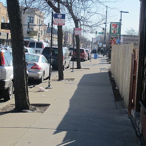 1st image of 3421 W Montrose Ave