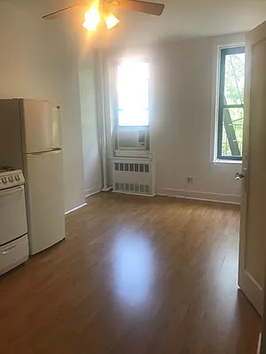 Rented by PMG Real Estate  | media 6