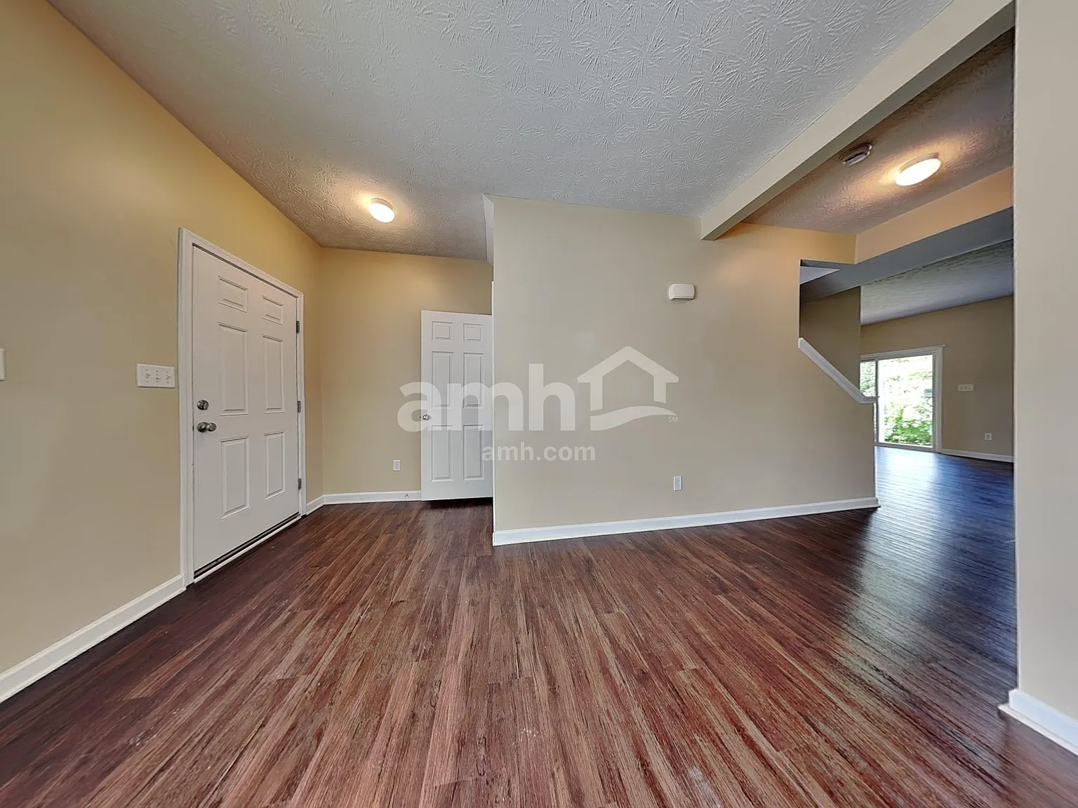 3 bed, 2.5 bath, 1992 sqft, $2,575 — Photo 4