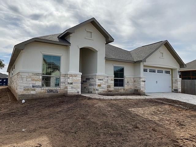 1st image of 1204 Deering Creek Dr