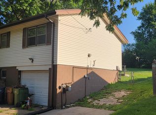 2104 Lloyd St, Bellevue, NE 68005