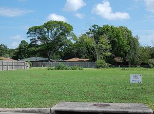 5630 Kingswood Dr, Beaumont, TX 77708