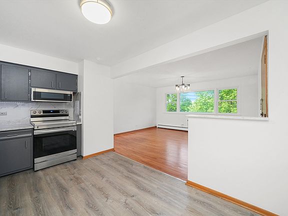 4th image of 342 Beach Ave #14