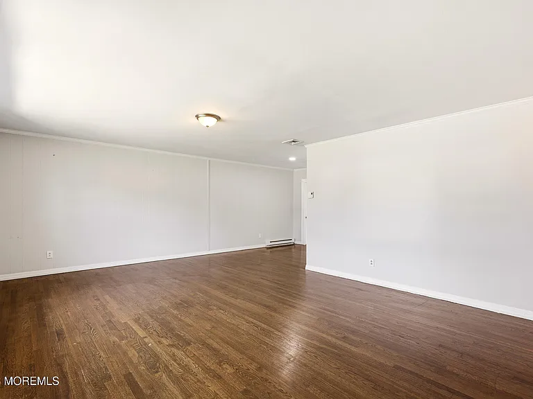 319 Nautilus Blvd — Photo 7