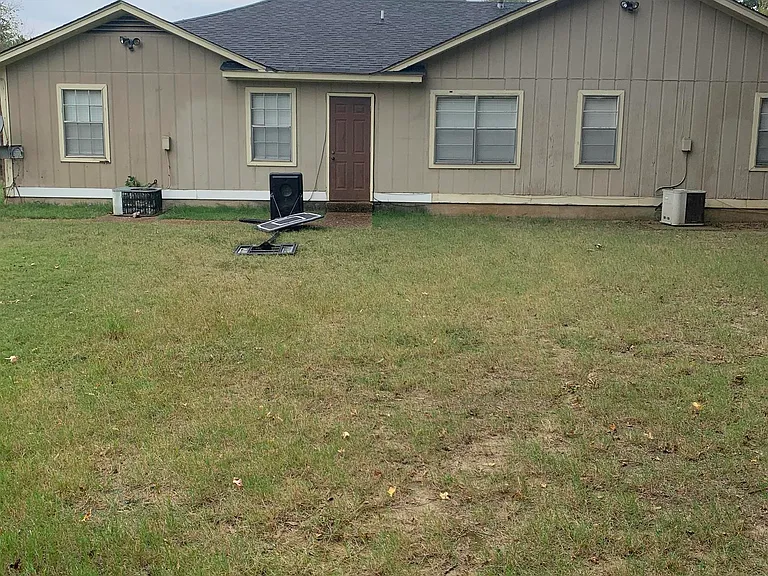 3381 Cristil St — Photo 23