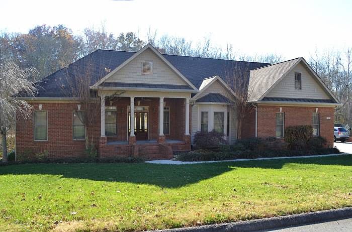 1st image of 411 Bell Crest Dr NW