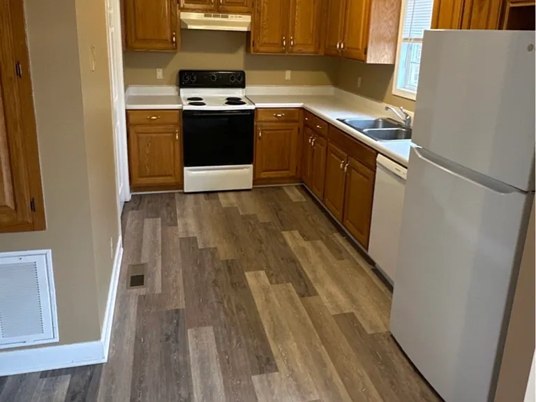 103 Mason St #C — Photo 14