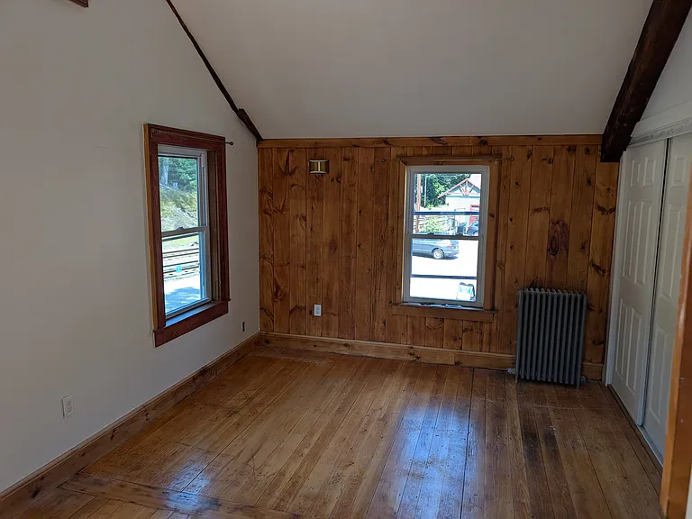 Rear Bedroom