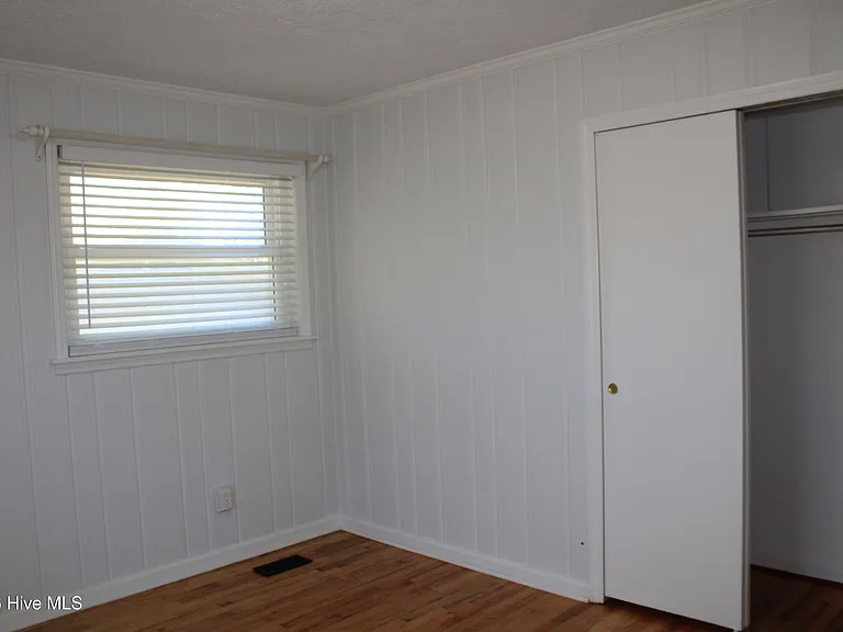 916 Stanton Dr — Photo 20