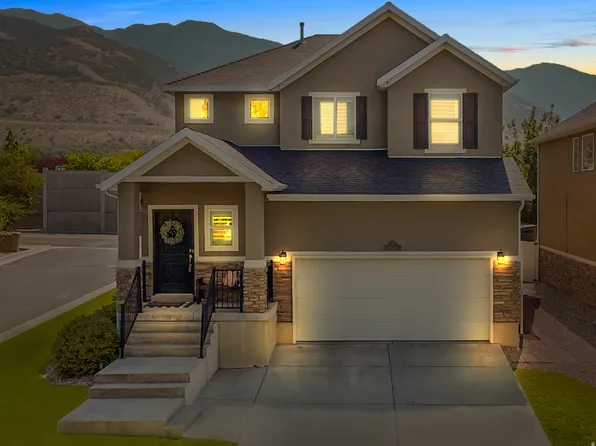 1053 S Blackstone Dr, Fruit Heights, UT 84037
