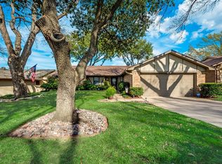 2205 Shady View Ct, Arlington, TX 76013