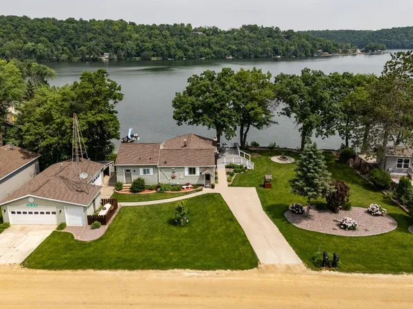 40536 Ryans Bay Rd, Zumbro Falls, MN 55991