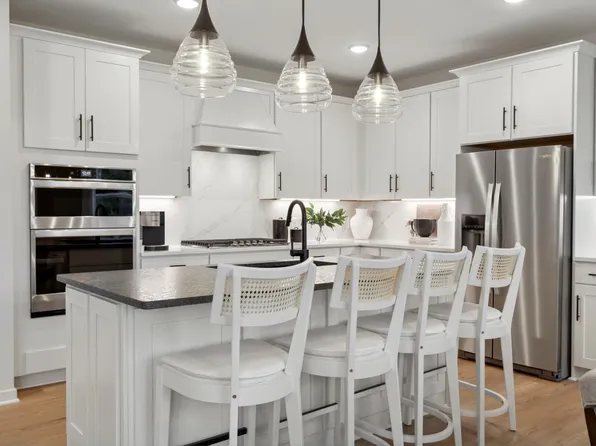 10360 Griffin Ave S, Cottage Grove, MN 55016