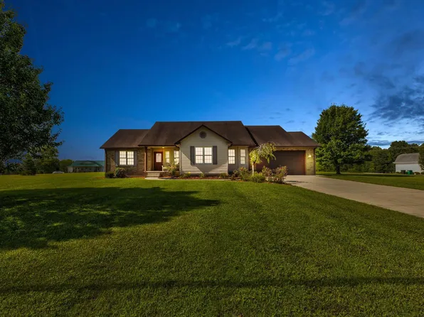 78 Baseline Dr, Morehead, KY 40351