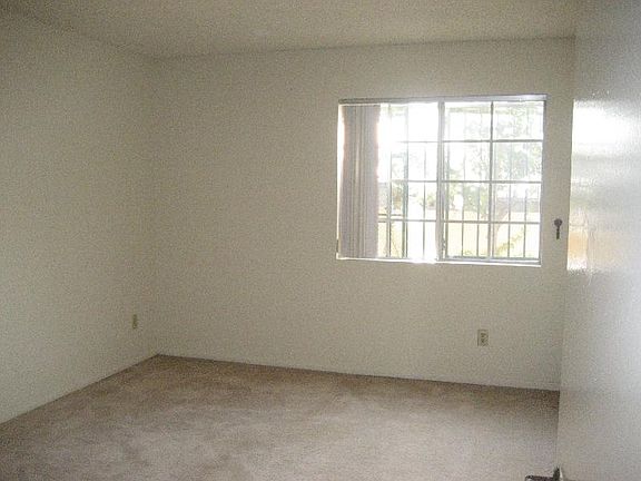2nd image of 821 Gramercy Dr APT 103