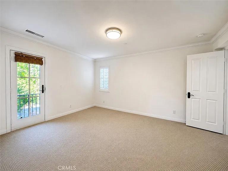 37 View Ter — Photo 34