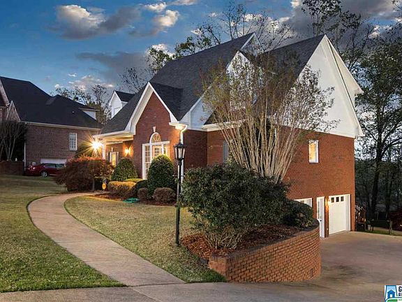 4th image of 7017 Arbor Ln