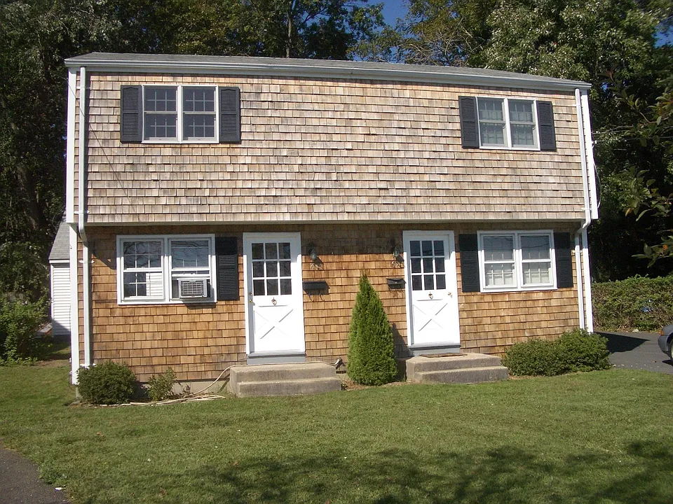 71 Strickland Rd #2