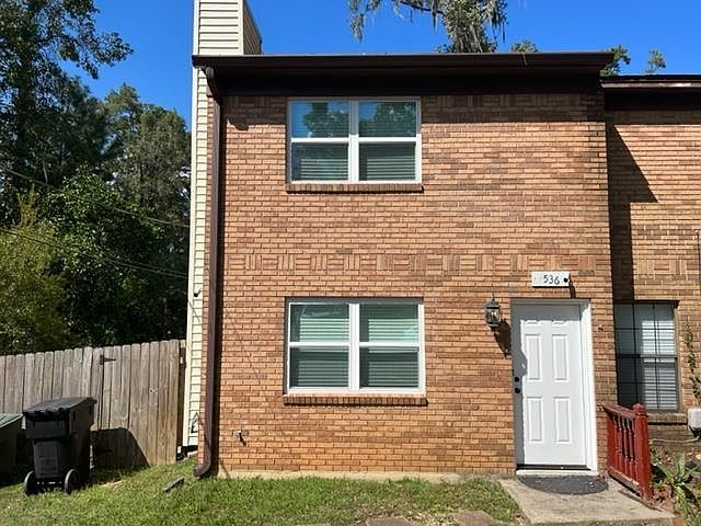 1st image of 536 Claremont Ct