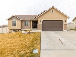 2529 N 1000 E, Layton, UT 84040