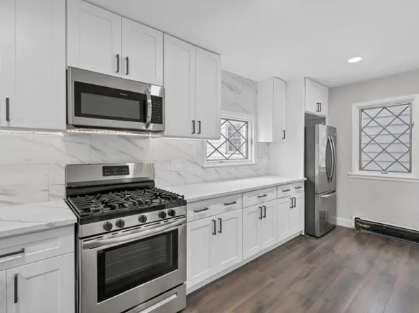 2053 Pitman Ave #1, Bronx, NY 10466