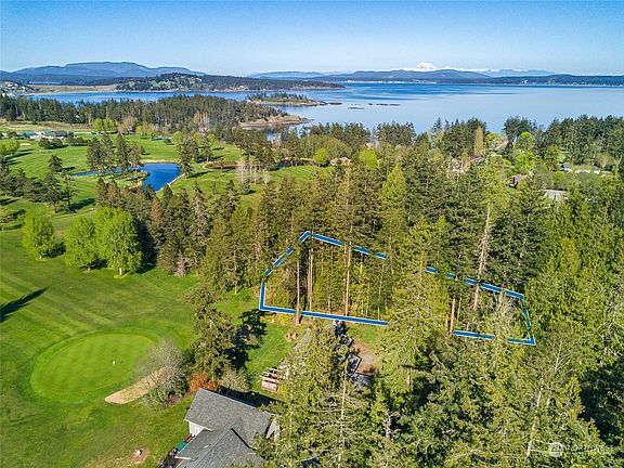 2nd image of 9 Fairway Drive