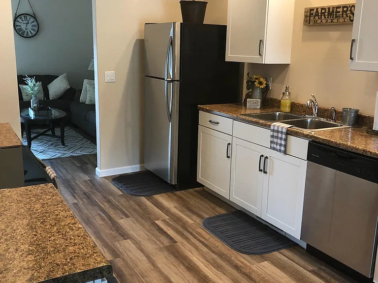 526 Q Ave — Photo 12